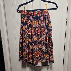 LuLaRoe Skirt - Vibrant Floral on Navy And Pockets!